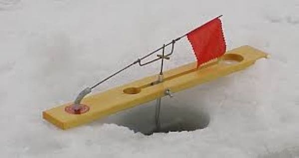 Ice fishing tip up